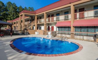 Red Roof Inn Tupelo