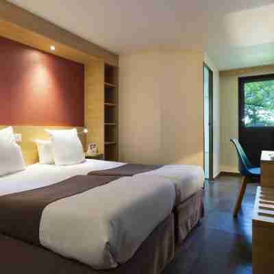 Comfort Hôtel Pithiviers / Le Relais Saint Georges Rooms
