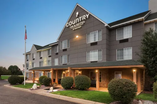 Country Inn & Suites by Radisson, Minneapolis-Shakopee Hotels in Chaska