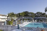 The Floridian Inn Hotels in Largo