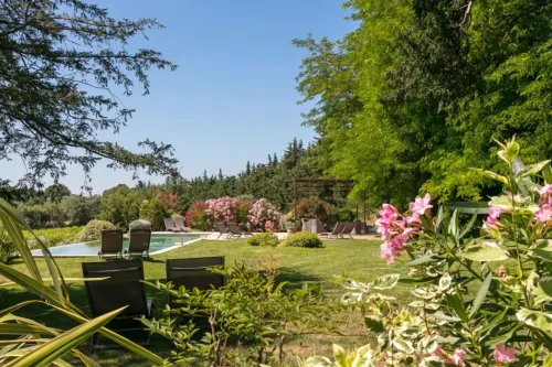 Château des Cinq Cantons Hotels in Vacqueyras