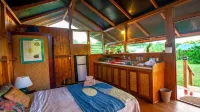 Kirpal Meditation and Ecological Center Hotels in Hawaiian Paradise Park