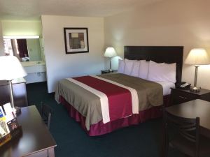 Travel Inn & Suites Atlanta Texas