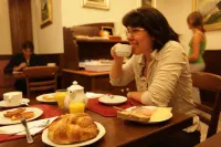 Santa San - servizio colazione