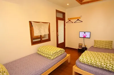 Gyeongju Doran Doran Hanok Stay Hotels near Hwangnidan-gil Street