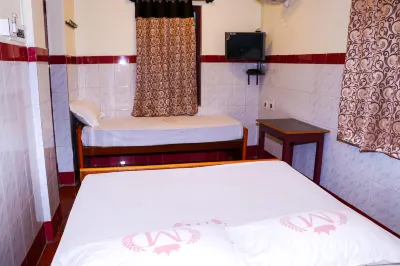 Pari Muthu Vilas (Temple View Inn) Hotels in Chidambaram