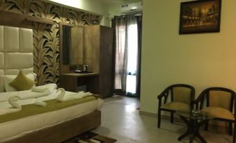 Hotel Ratan Royal Inn