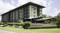 Novotel Darwin Airport Hotels in 