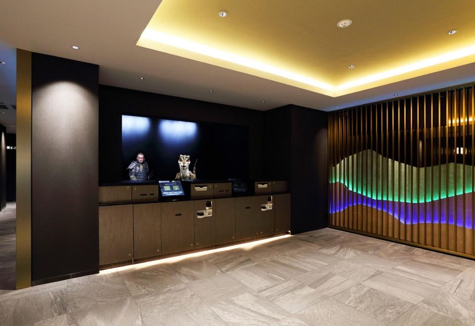 헨 나 호텔 프리미어 나라 로비 및 체크인 데스크 이미지