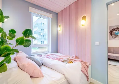Apartamenty Flat White Obywatelska 49 Hotels in der Nähe von Flughafen Zielona Gora Babimost