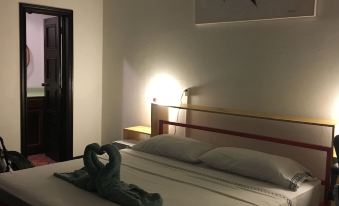 TripOn 2 - Hostel - Adults Only