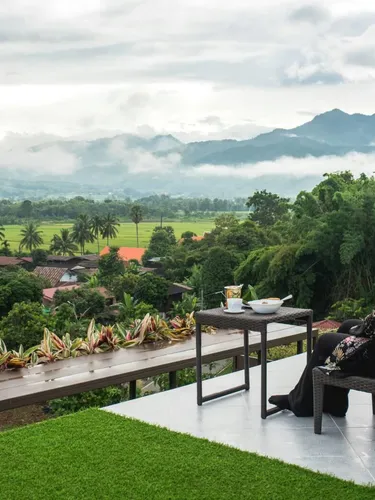 รูปภาพของC View Home