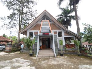 Kampung Pa’Go Resort Ciwidey