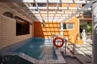 Oceane Self Catering - Pools
