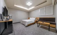 Yongin Singal Hotel Oda