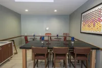 Holiday Inn Express & Suites Iron Mountain Hotel a Iron Mountain