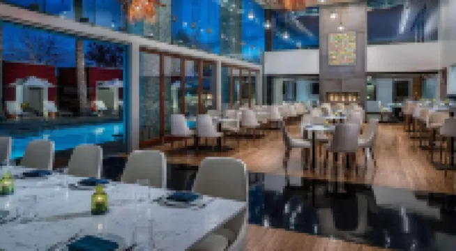 Palms Place Hotel and Spa