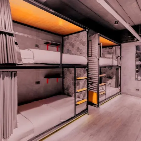 Westory Design Poshtel