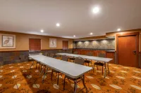 Lloyd Hotel Astoria Bayfront, Ascend Hotel Collection