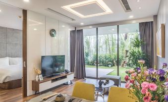 Forest in The Sky Flamingo Dai Lai Resort - Housity