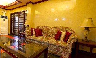Cebu Dulcinea Hotel and Suites-Mactan Airport Hotel
