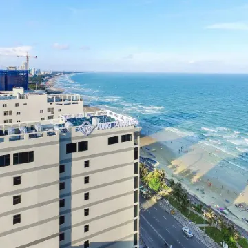 GOLDEN ERA HOTEL (Vung Tau Riva Hotel) Hotels near Hon Ba Island