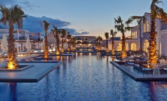 Anemos Luxury Grand Resort