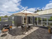 "Eireen" - 600m to the Fjord Hotels in Farso