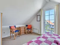 "Arwin" - 250m from the Sea