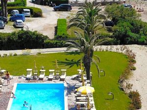 Mercure Civitavecchia Sunbay Park Hotel