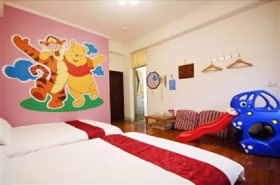Brand-minded Station Các khách sạn gần Nhà máy bút sáp màu