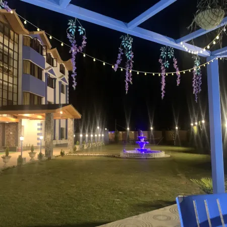 Kashmir Holiday Resort