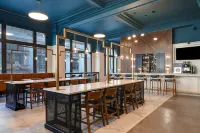 Courtyard Cincinnati Downtown