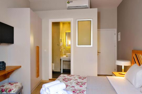 엘리아 도로테오 주변