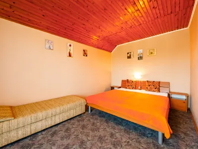 Verde Hotels near Strand Balatonlelle Csöpi Köz