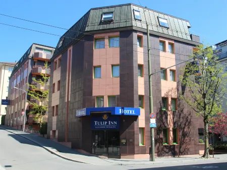 Tulip Inn Lausanne Beaulieu Отели в г. Ренан