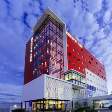 Ramada Encore by Wyndham Puebla