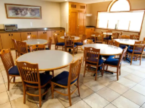 マイクロテル イン & スイーツ バイ ウィンダム チワワ チワワのホテル