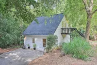 Clemson Game Day Cottage w/ Fire Pit - 3 estrellas