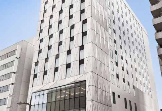 더블트리 바이 힐튼 도야마 외관