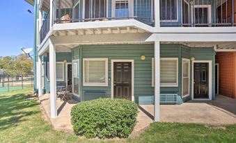 Resort Condo in Pottsboro with Lake Texoma Access!