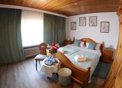 Zum Burgkeller Hotels in Bundenbach