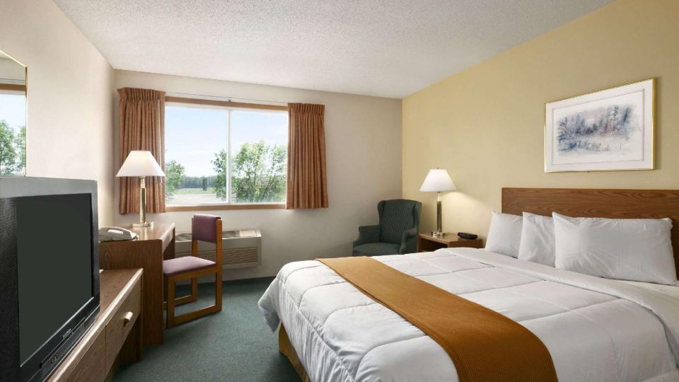 Days Inn by Wyndham Hinckley