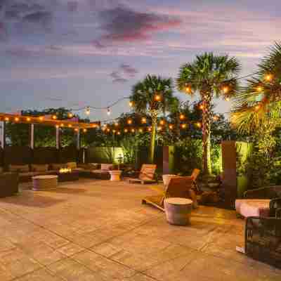 Mobile Marriott Hotel Exterior