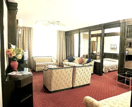 Istanbul Royal Hotel