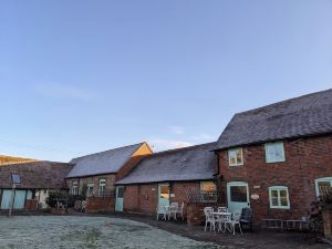 Kingfisher Barn