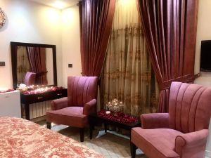 Executive Royal Garden
