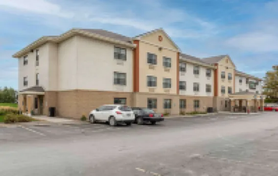 إكستنديد ستاي أميريكا سيليكت سويتس - ميلواوكي - واواتوسا Hotels near حديقة حيوان ميلووكي