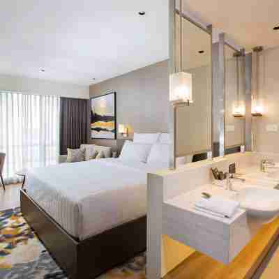 Novotel Suites Manila at Acqua Rooms