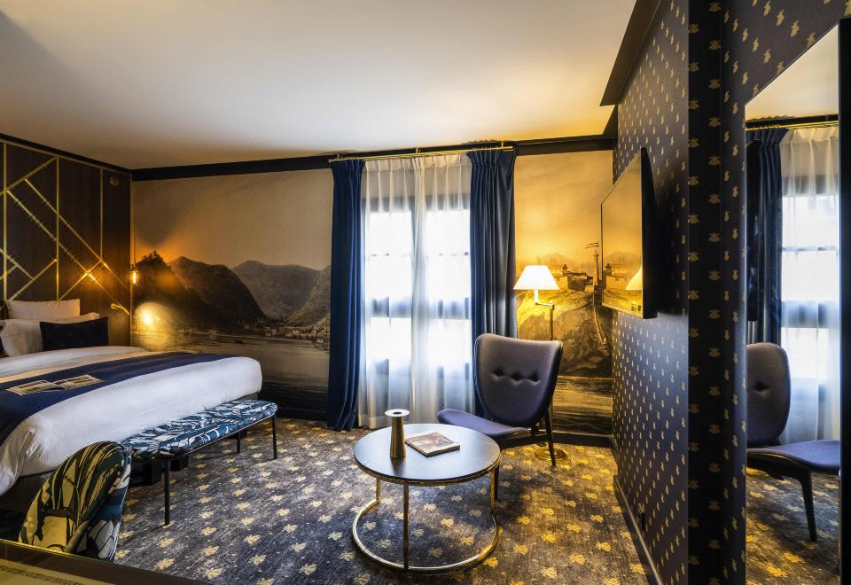 Aigle Noir Hotel Over view